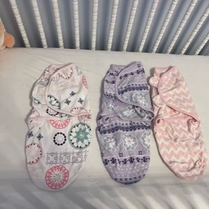 Like new/new swaddle lot